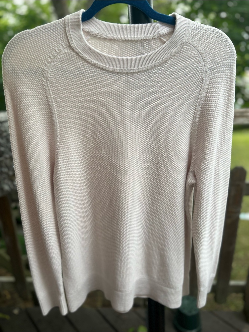 Men’s Lululemon textured knit  Crewneck Sweater in Light Cream